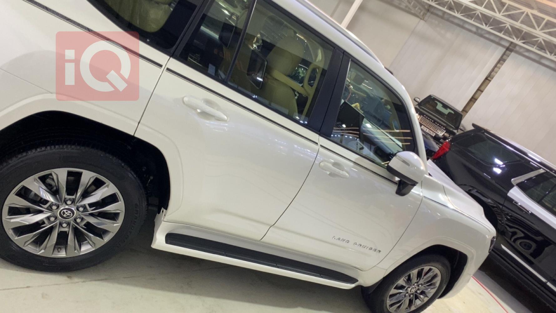 تويوتا لاندكروزر